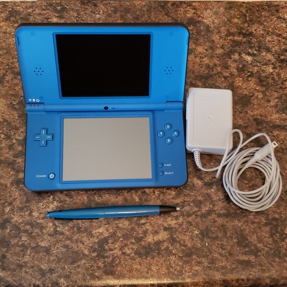 Nintendo DS XL blue - Picture 3 of 8